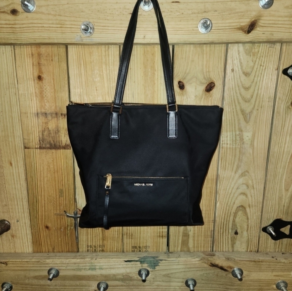 Michael Kors handbags Tote Satchel Purse Ariana Large Nylon Style Black